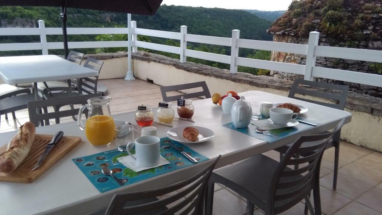 Bed and Breakfast L'Auremaly à Loze Extérieur photo